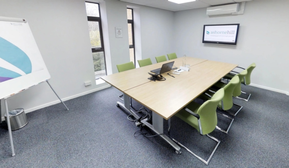 Boardroom-meeting-room-at-Ashorne-Hill-600x338