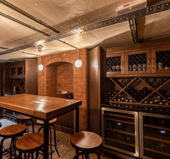 Card background image - Ashorne Hill