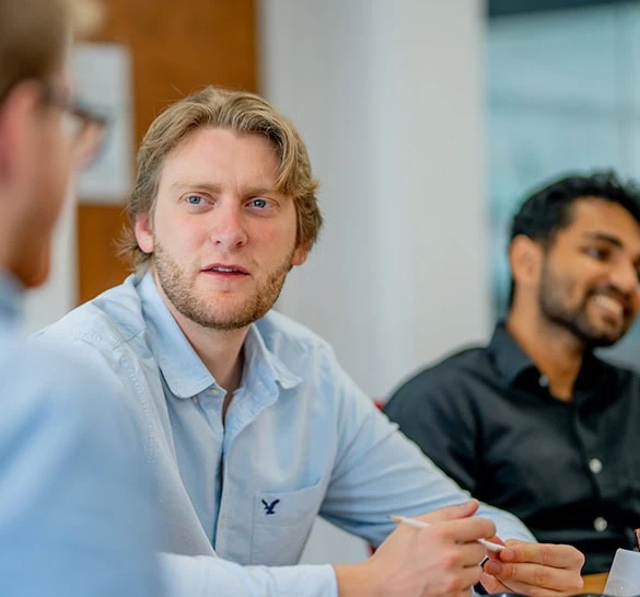 Card background image - Ashorne Hill